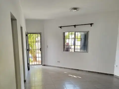 Depto Tipo Casa en Venta con 3 cocheras