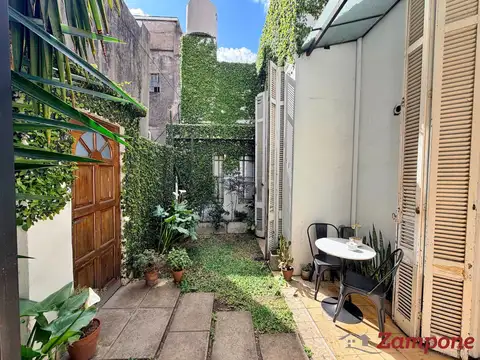 Depto Tipo Casa en Venta al Este
