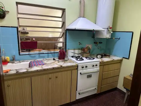 VENTA DE CASA 3 AMBIENTES , SAN JUSTO.
