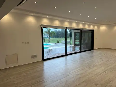 Casa en  Comarcas de Luján