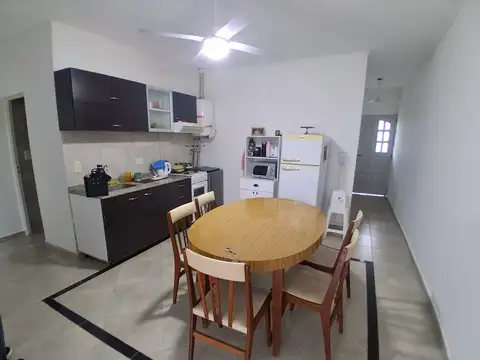 Depto Tipo Casa 3 ambientes con 1 baño
