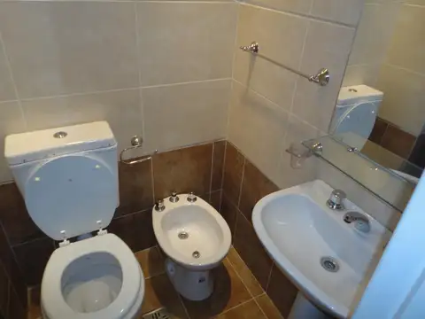 Departamento 1 ambiente a la calle