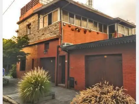Casa  en Venta en Villa Luzuriaga