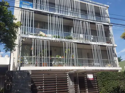 Departamento en venta en San Isidro Vias / Rolon