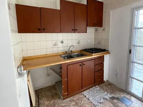 Casa 3 ambientes con 2 baños