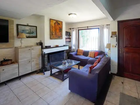 Depto Tipo Casa en Venta de 6 ambientes