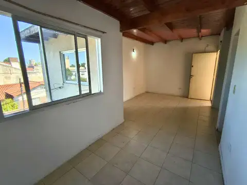 ITALIA 4800, Piso 2