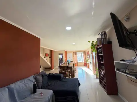 Depto Tipo Casa en Venta en Bahia Blanca, USD 175.000