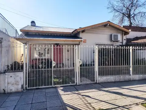 Casa en venta en el centro de Merlo