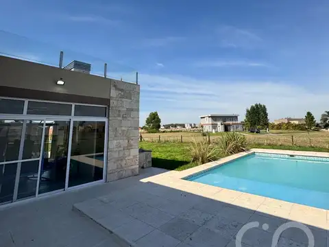 Casa en Venta de 5 dormitorios