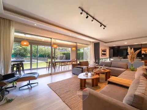 VENTA CASA 4 DORMITORIOS SIETE SOLES VERANDAS CBA