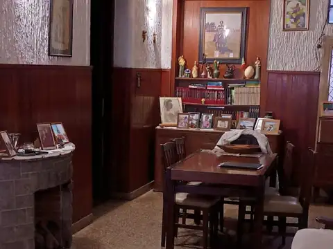 Depto Tipo Casa en Venta de 5 ambientes