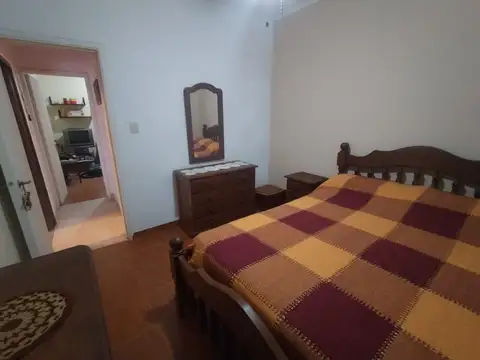 VENTA CASA 5 AMBIENTES PARQUE PILETA HAEDO