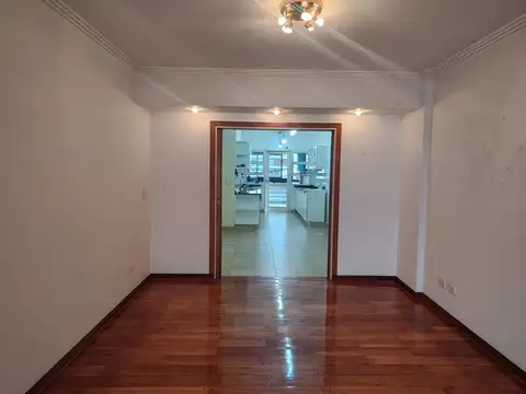 Departamento 4 ambientes con 4 baños