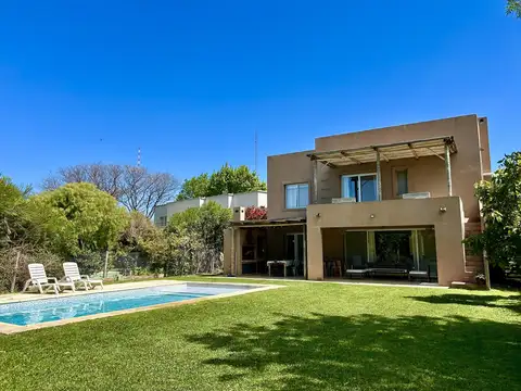 ENERO - Casa en Alquiler de Temporada en Santa Barbara