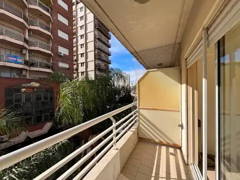 Departamento en Alquiler en Villa Ballester, $ 560.000