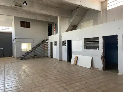 Galpon en Alquiler en Villa Ballester, USD 1.500