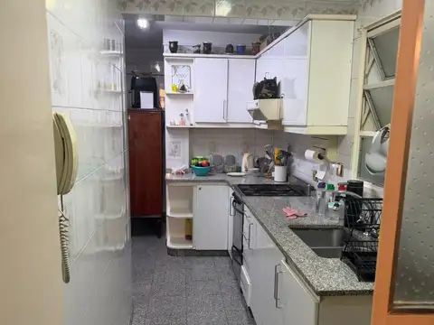 DEPARTAMENTO 6 AMBIENTES CON BALCÓN AL FRENTE VILLA CRESPO