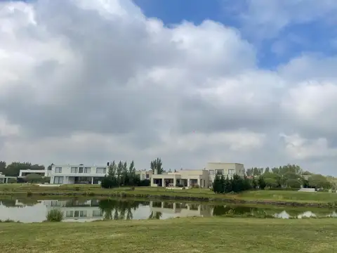 Terreno en Venta en Countries y Barrios Cerrados en Campana, USD 60.000