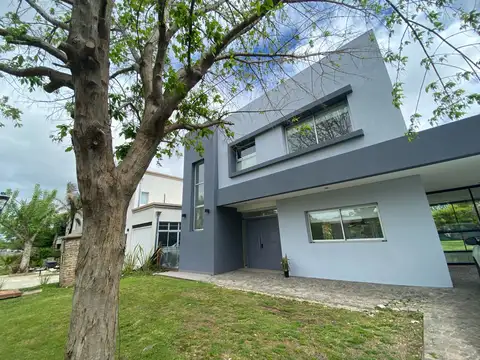 Casa en alquiler Altos de Hudson II