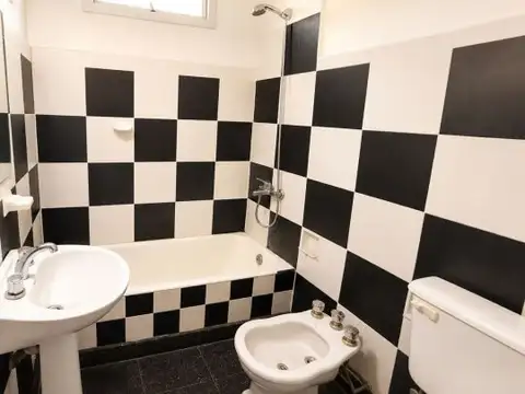 Depto Tipo Casa en Venta 8 años