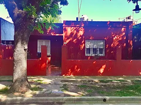 CASA DE CUATROS AMBIENTES
