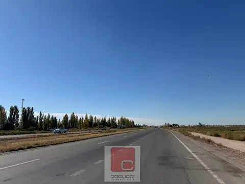 Ruta Nacional 7, Acc. Este y Ruta  provincial 33
