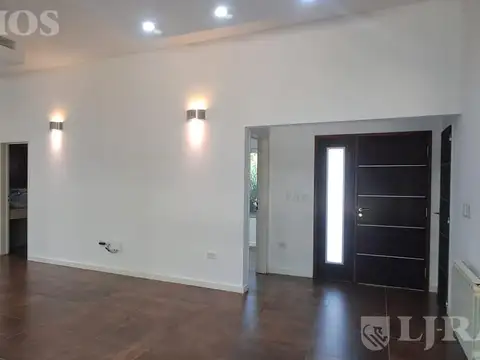 Casa en Venta en Haras Santa Maria - Los Eucaliptus, USD 215.000