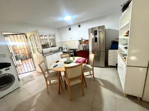 Casa Monoambiente con 4 baños