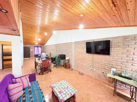 Casa en Venta con 1 cochera