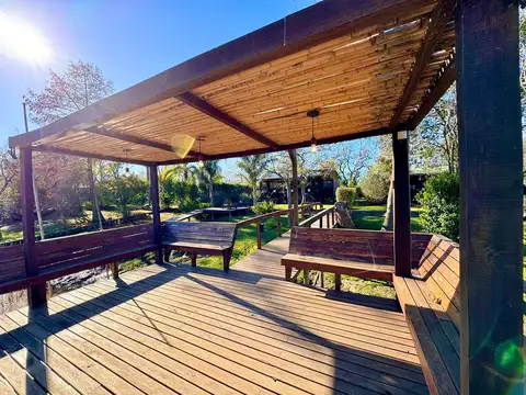 Canal del Este y Arroyo Desaguadero. Islas Delta de Tigre 100