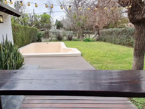 Casa 3 ambientes con 2 baños