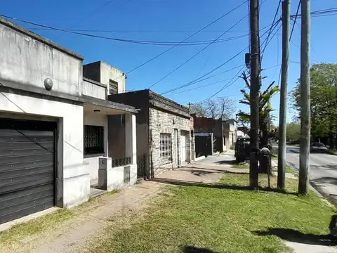 Terreno LOTE de 370 M2  Aguapey 2900 Lanus E