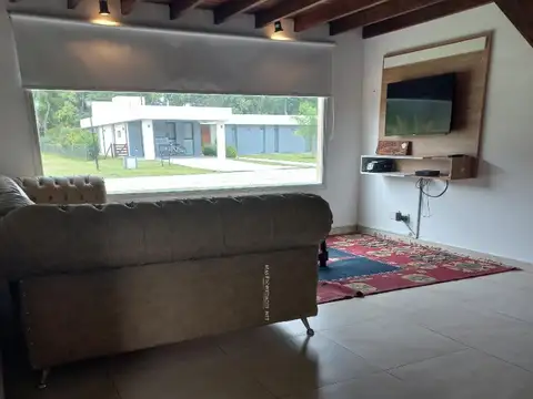 Casa 4 ambientes con 3 baños