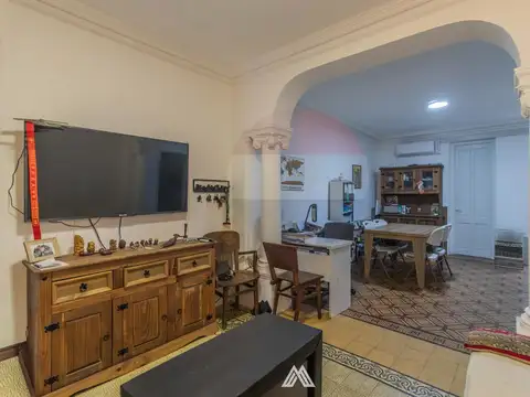 Casa 4 ambientes con 1 baño