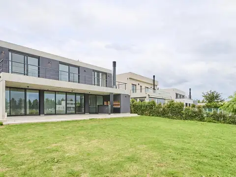 Casa en Venta en El Naudir, Countries y Barrios Cerrados en Escobar