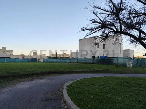 Terreno en Venta 40,80  mts Fondo
