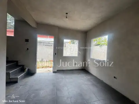 Casa 3 ambientes con 1 baño