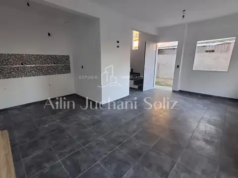 Casa en Venta con 1 cochera