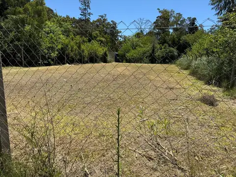 Calle 637 Entre 18 Y 22 - Arana