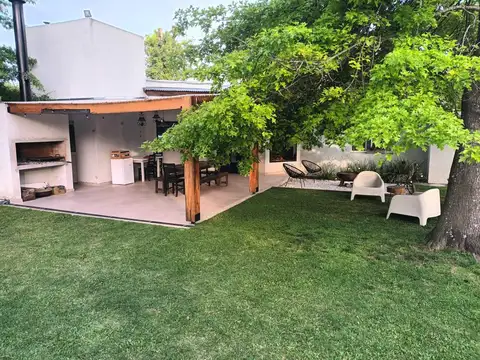 Casa en Alquiler Temporal de 4 dormitorios