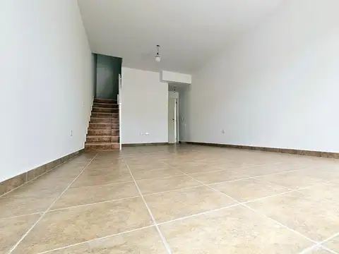 Depto Tipo Casa en Venta de 3 dormitorios