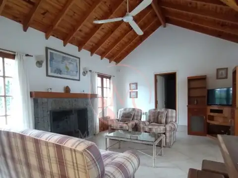 Casa en Alquiler Temporal de 4 dormitorios