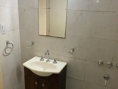 Depto Tipo Casa en Venta con 1 cocheras