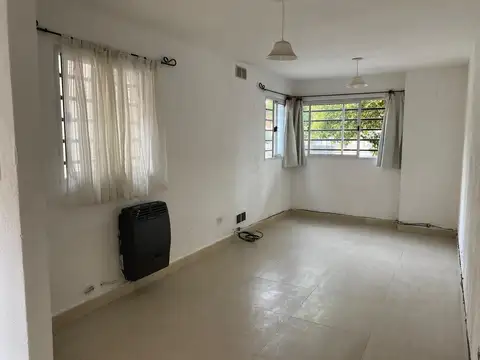 Depto Tipo Casa en Venta de 2 ambientes