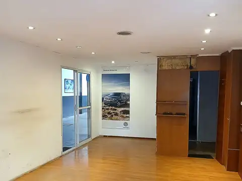 Local en Alquiler en Parque Chas, $ 6.300.000