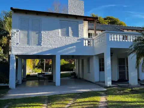 Espectacular casa a la venta en Villa California
