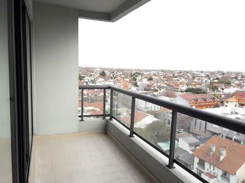 EXCELENTE DEPTO. 2 AMBIENTES AMPLIOS - HERMOSA VISTA ABIERTA - OLIVOS