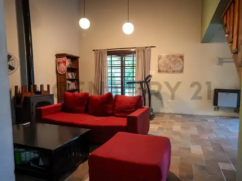 426 y 21C , Piso 0