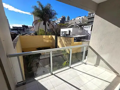 Departamento en Alquiler con 1 cocheras